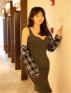 潜入女儿的房间
